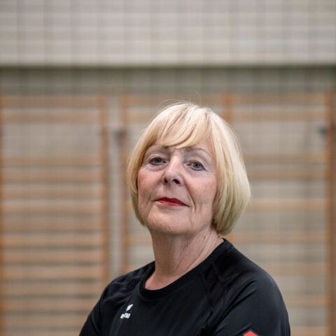 Gitta Neusser, Kassenwärtin