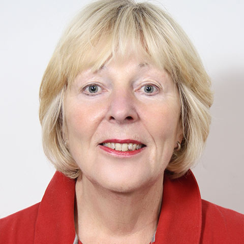 Gitta Neusser, Kassenwärtin